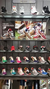 韓國(guó)代購(gòu)年末狂歡 韓版Adidas、Skechers與New Balance低至5折，鞋帽箱包一站購(gòu)齊
